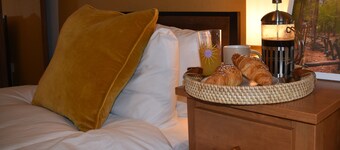 Willow Viewâ5-Bed Streamside Dog-Friendly Home