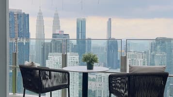 Pemandangan bandar dari hartanah