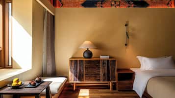 Signature Twin Room | Room amenity