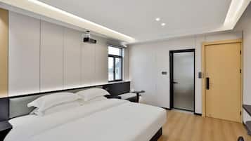 Kamar Double Senior, pemandangan kebun | Meja kerja, Wi-Fi gratis, dan seprai linen