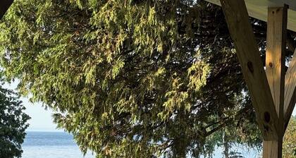 Lakefront Bed & Breakfast on Beautiful Lake Champlain