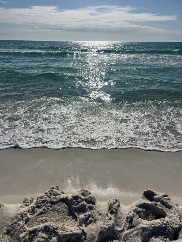 Beach - Glory Days: 3 Bedroom House w/ Close Beach Access, Pool, Hot Tub, & Bikes (Inlet Beach)