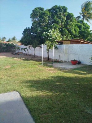 Property grounds - Vacation rental house, country house style. (ARACAJU)