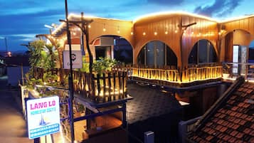 Facciata della struttura