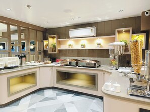 Dining - Hotel Maskan Surat (Surat)