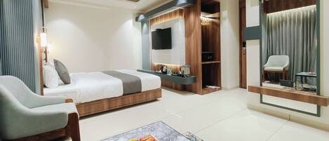 Presidential Room | Desk