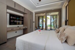 Two Bedroom Suite 1B | Laptop workspace, free WiFi, bed sheets - Encantada Residences (Boracay Island)