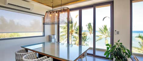 Deluxe Apartment | In-room dining