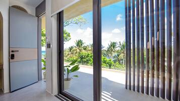 Three Bedroom Suite 3A | Balcony