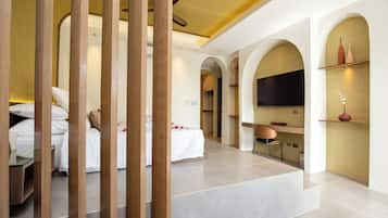 Two Bedroom Suite 1A | Laptop workspace, free WiFi, bed sheets