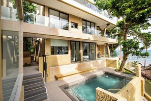 Outdoor pool - Encantada Residences (Boracay Island)