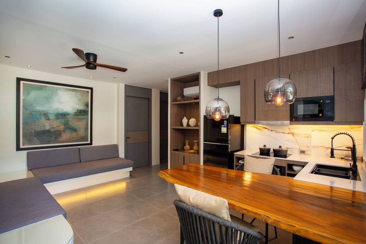 Deluxe Apartment, Balcony | Private kitchen