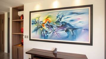 Apartemen Deluks | Ruang kerja ramah laptop, Wi-Fi gratis, dan seprai linen