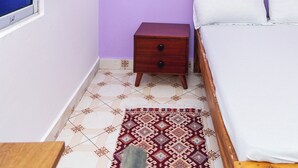 1 bedroom, WiFi, bed sheets - Grace's cozy one bedroom Kilifi apartment (Kilifi)