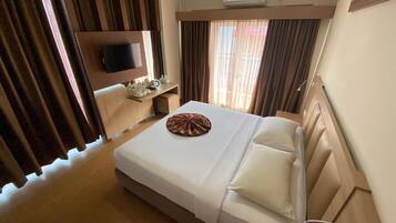 Grand Deluxe Double or Twin | Free WiFi, bed sheets