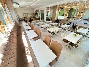 Dining - Grand Bunda Hotel Syariah Bukittinggi Powered By Archipelago (Bukittinggi)