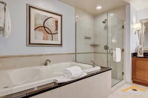 Shower, hair dryer, towels - MGM Signature-23-802 1Br 2Ba Balcony Suite (Las Vegas)