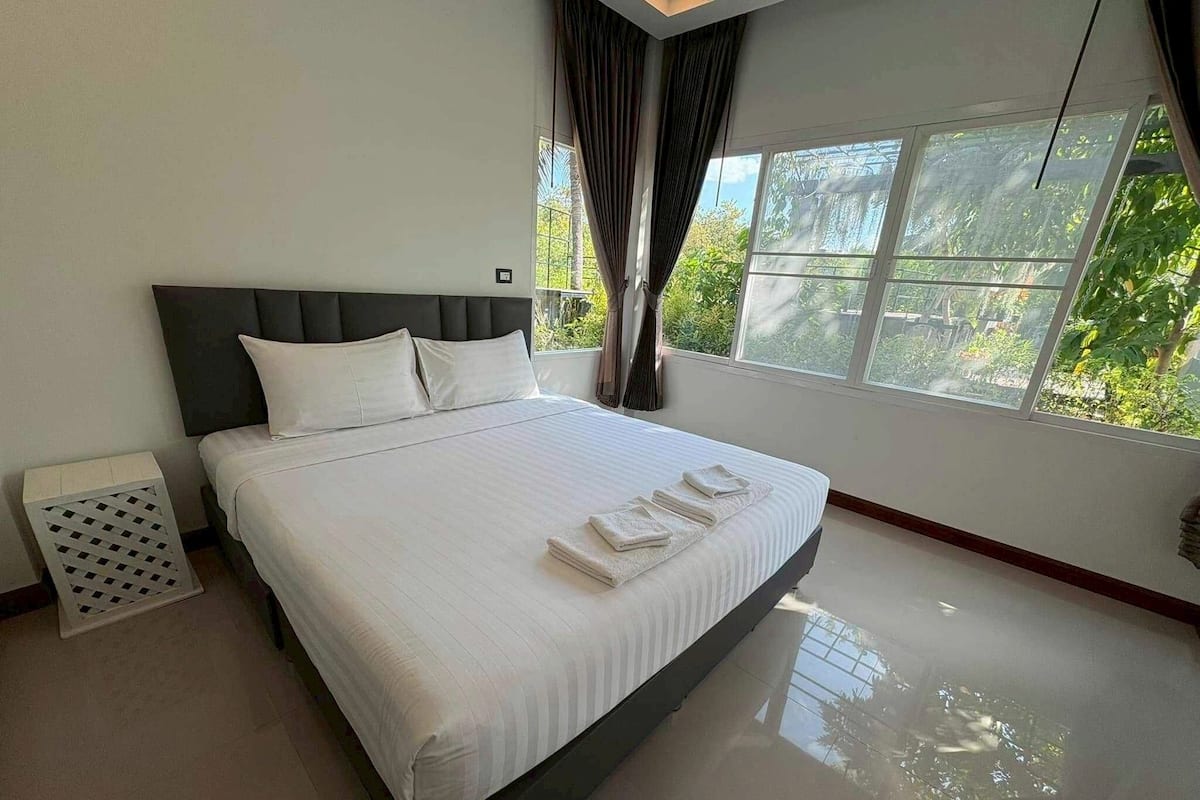 Villa | Een minibar, een bureau, extra bedden (toeslag), gratis wifi