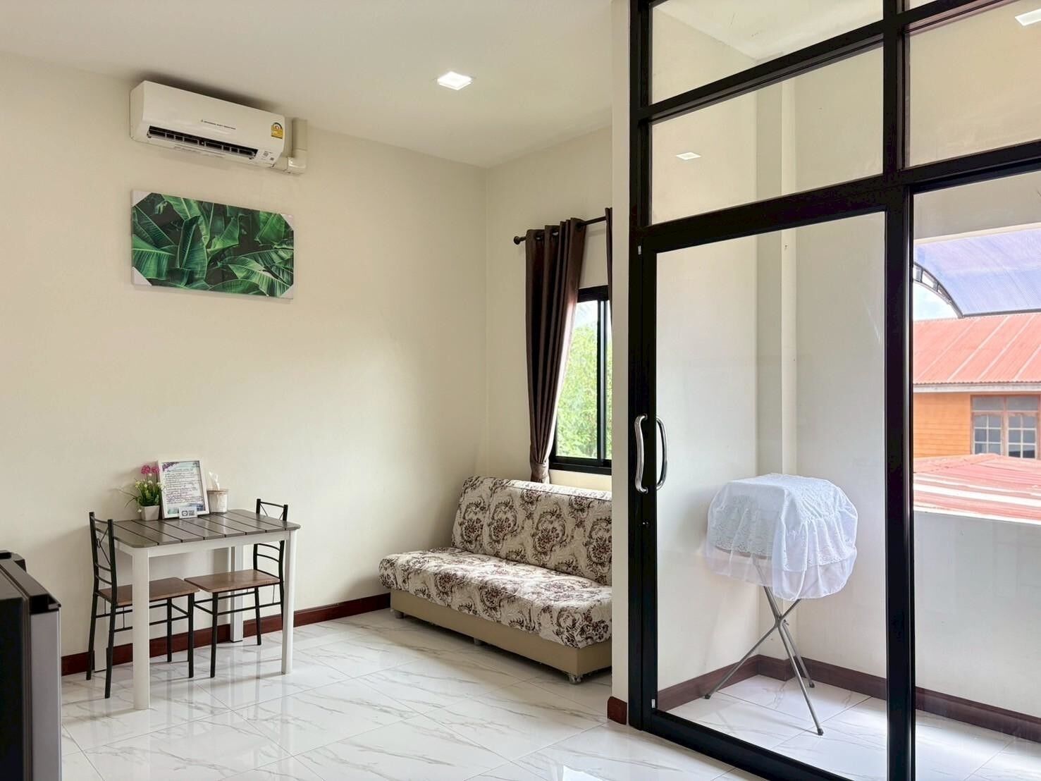 Roomsuit 2 | Minibar, bureau, lits pliants/supplémentaires, Wi-Fi gratuit