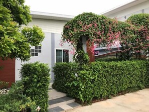 บริเวณภายนอก