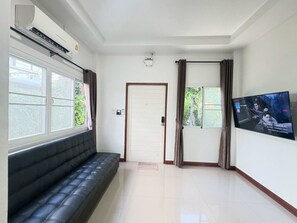 Minibar, escritorio, camas plegables/adicionales y wifi gratis 