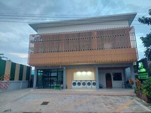 Exterior - Park Villa Chaiyaphume (Chaiyaphum)