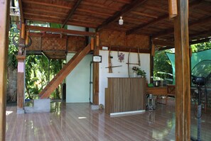 บริเวณภายนอก