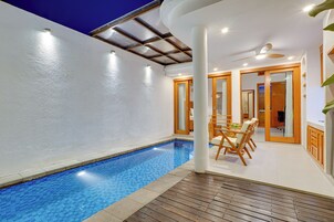 Kolam renang pribadi