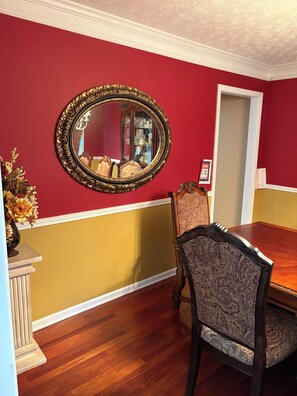 Dining - Quiet Comfortable Home in Lawrenceville (Lawrenceville)