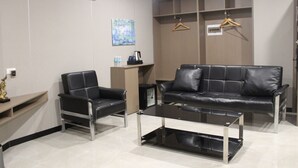 Interior - Refined Living in the Mini Executive Suite (Parañaque)