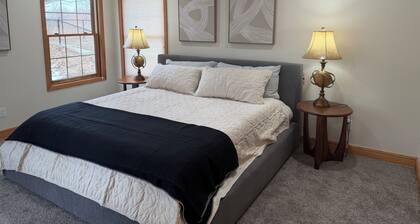 Spacious 5-bedroom house in peaceful Cedar Falls with newly finished basement