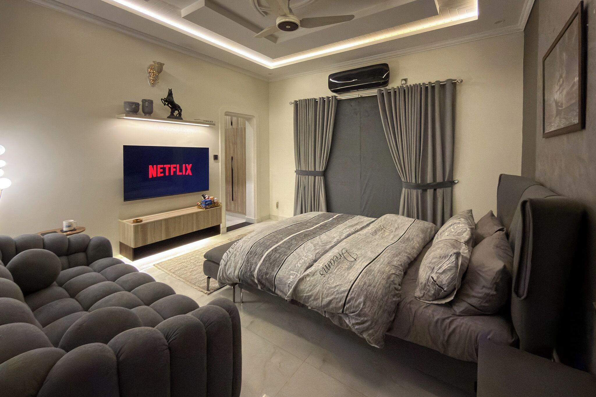 3 bedrooms, iron/ironing board, free WiFi, bed sheets