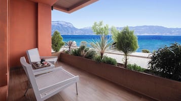 Signature Double Room, Lake View | View from room