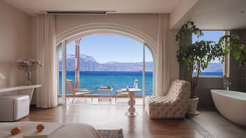 Desk, blackout curtains, iron/ironing board, free WiFi