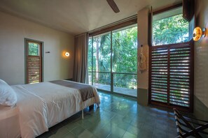 5 bedrooms, desk, iron/ironing board, free WiFi - Casa Querida — A Private Oasis in the Heart of Mérida (Mérida)