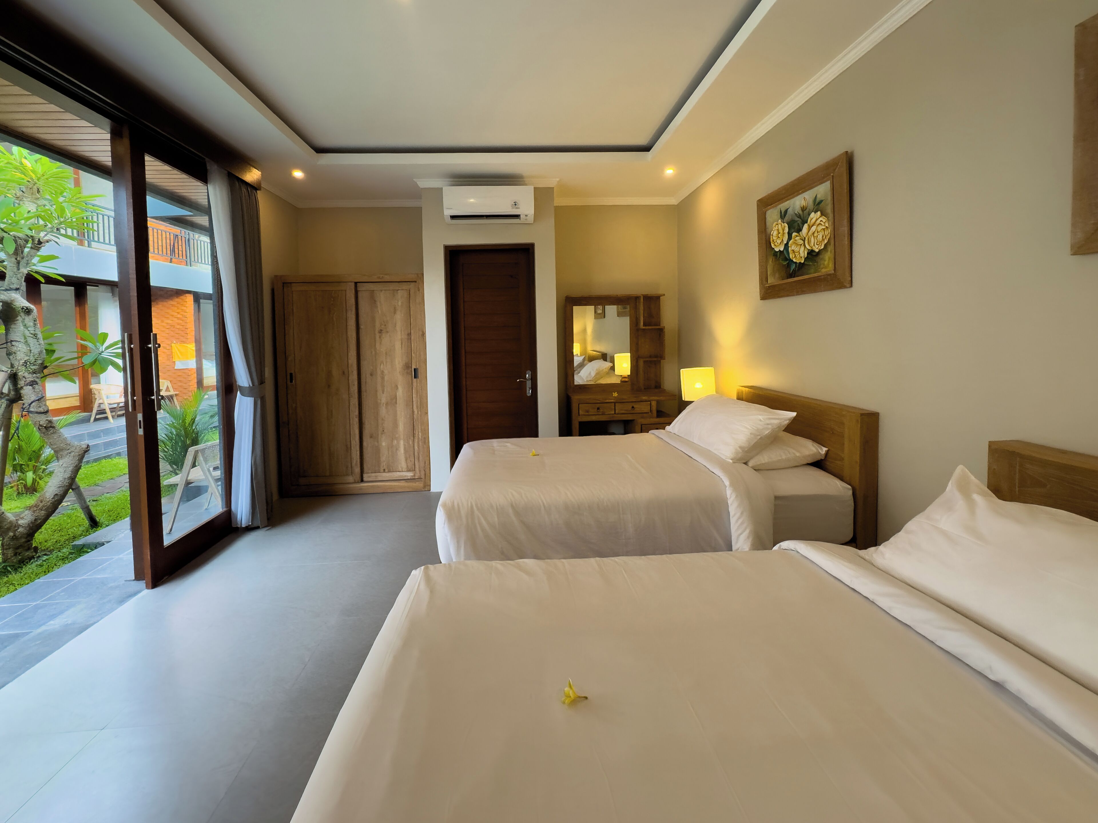 Habitación superior, 2 camas individuales | Escritorio, espacio para trabajar con un portátil, wifi gratis