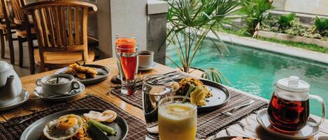 Petit déjeuner continental compris tous les jours