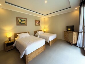 Habitación superior, 2 camas individuales | Escritorio, espacio para trabajar con un portátil, wifi gratis