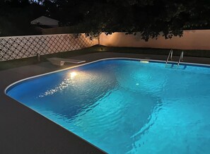 Piscine extérieure, piscine chauffée