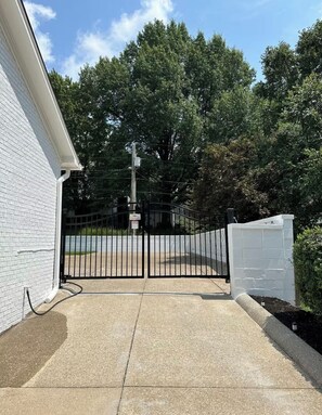 Enceinte de l’hébergement