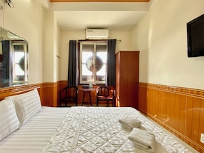 Chambre Double Supérieure | Bureau, Wi-Fi gratuit
