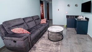 Interior detail - The Fairway Residence - Tanyai (Tanyai)