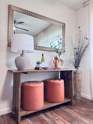 Interior - Relax under the stars, Best view in town Yosemite house Hot Tub & Pool table (Oakhurst)