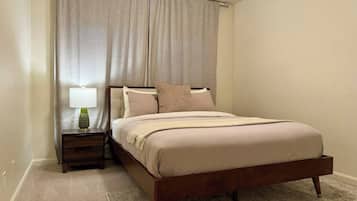 3 bedrooms, iron/ironing board, travel cot, free WiFi