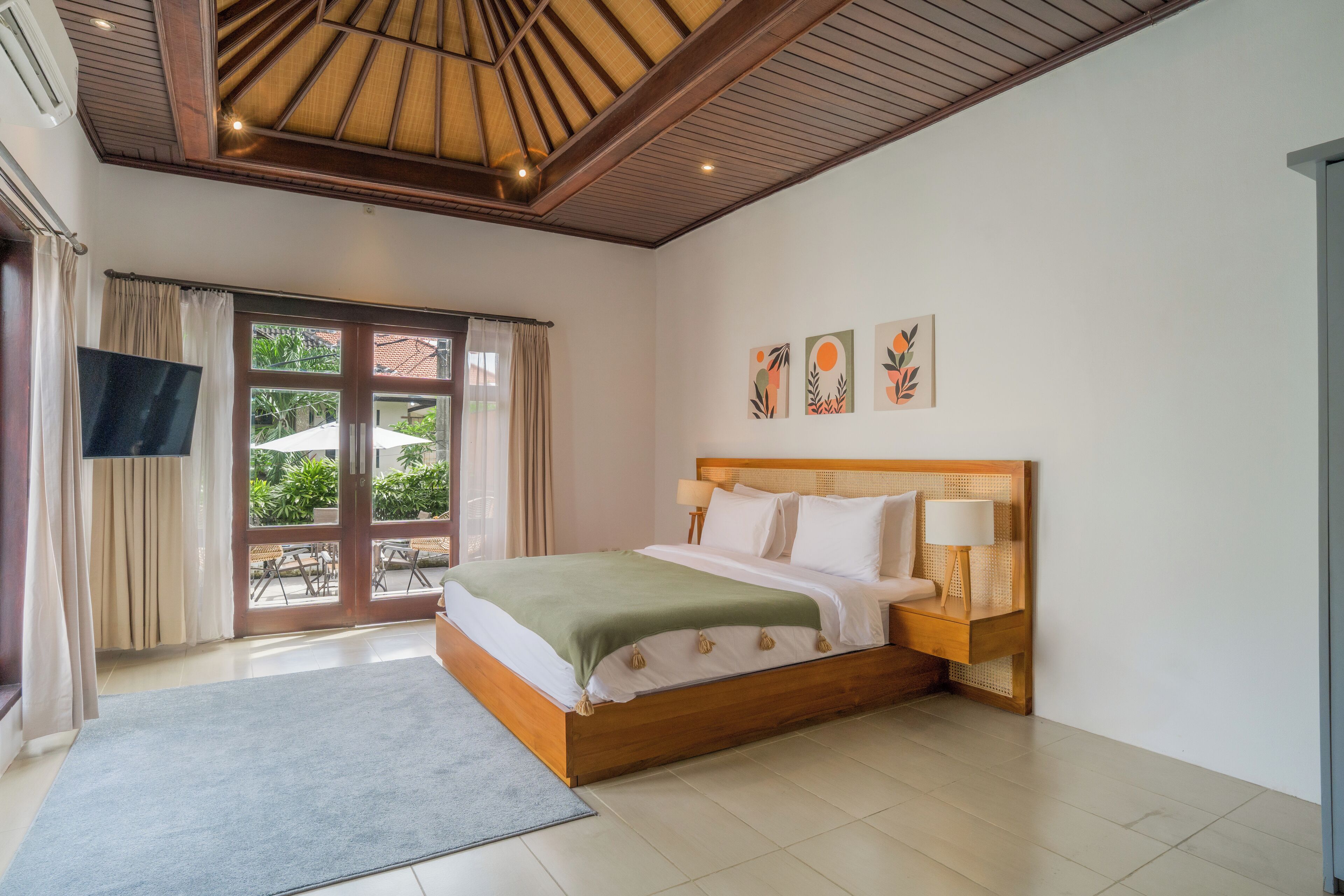 Comfort Villa, 3 Bedrooms, Private Pool, Pool View | Free WiFi