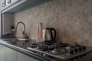 Comfort-huvila, 3 makuuhuonetta, yksityinen uima-allas, näköala uima-altaalle | Yksityinen keittiö