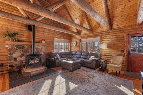 The Cabin on Kettlewood Acres