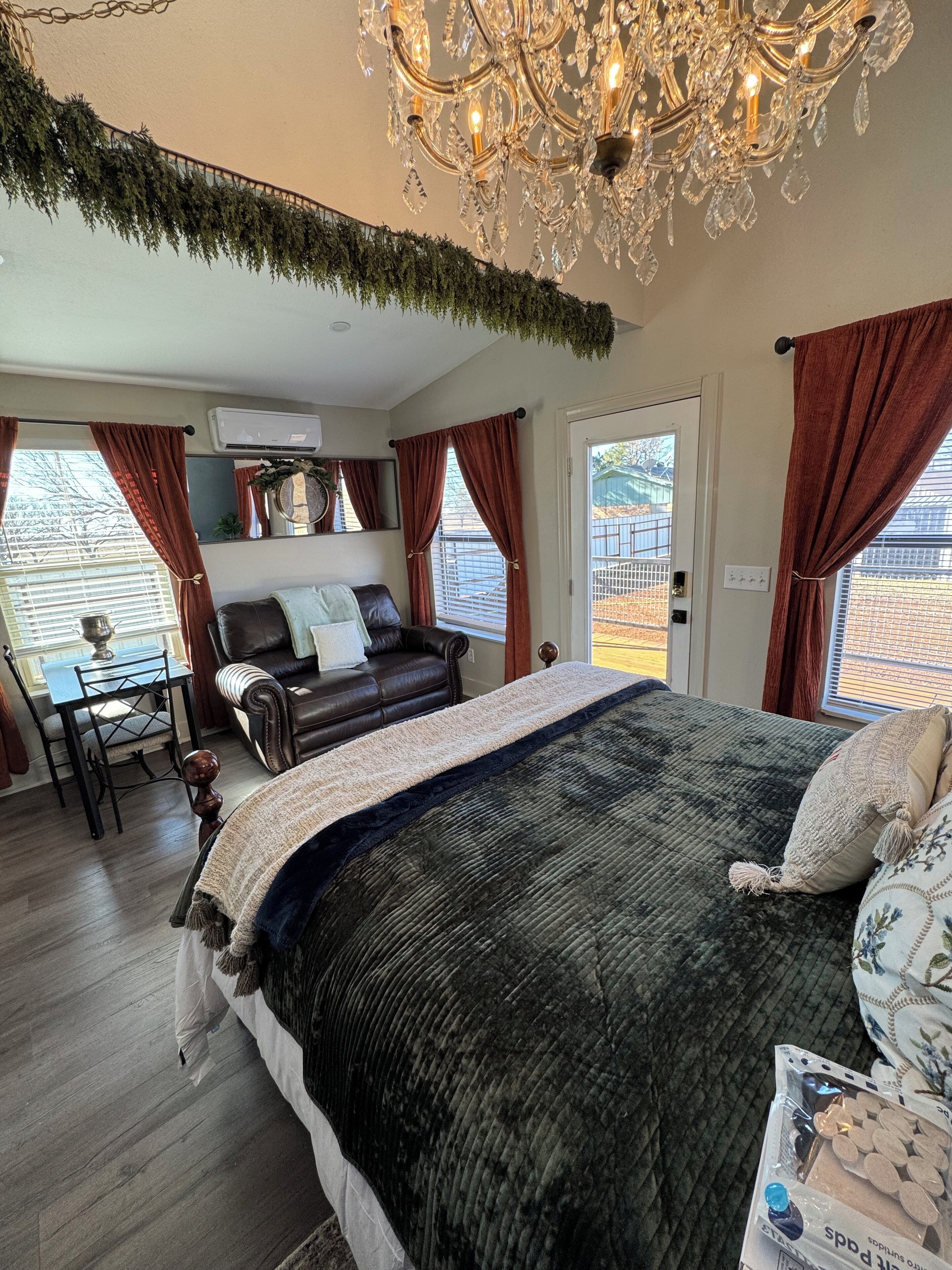 1 camera, Wi-Fi, lenzuola