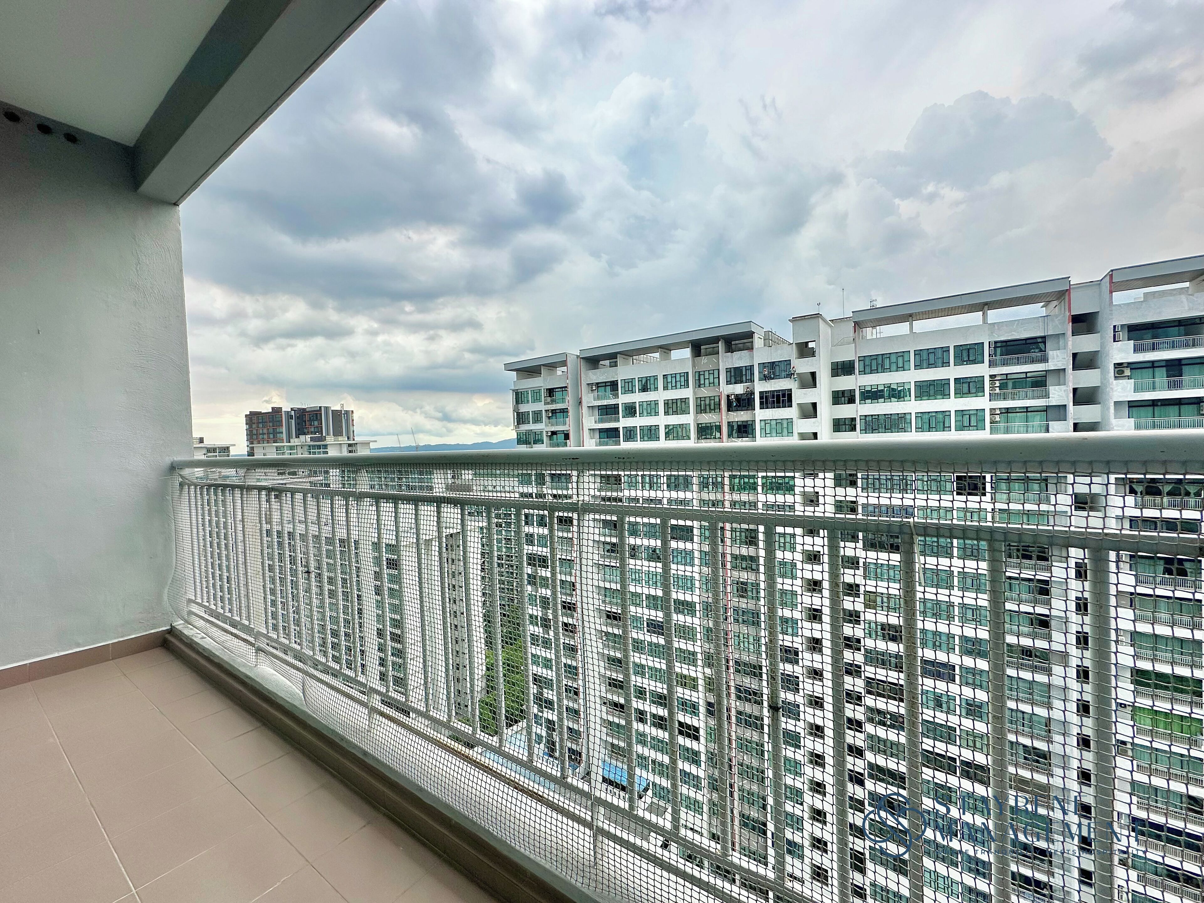 Apartamento, 3 quartos, sacada, vista para a cidade | Sacada