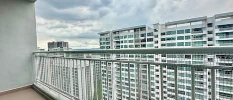 Appartement, 3 chambres, balcon, vue sur la ville | Balcon